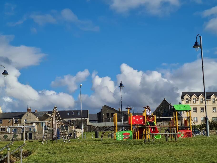 Bundoran Seaside Stays House - Wifi, Large Spacious Home 外观 照片