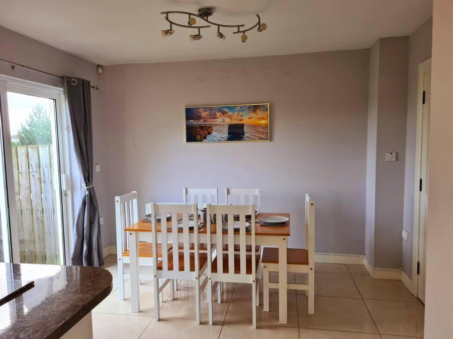 Bundoran Seaside Stays House - Wifi, Large Spacious Home 外观 照片