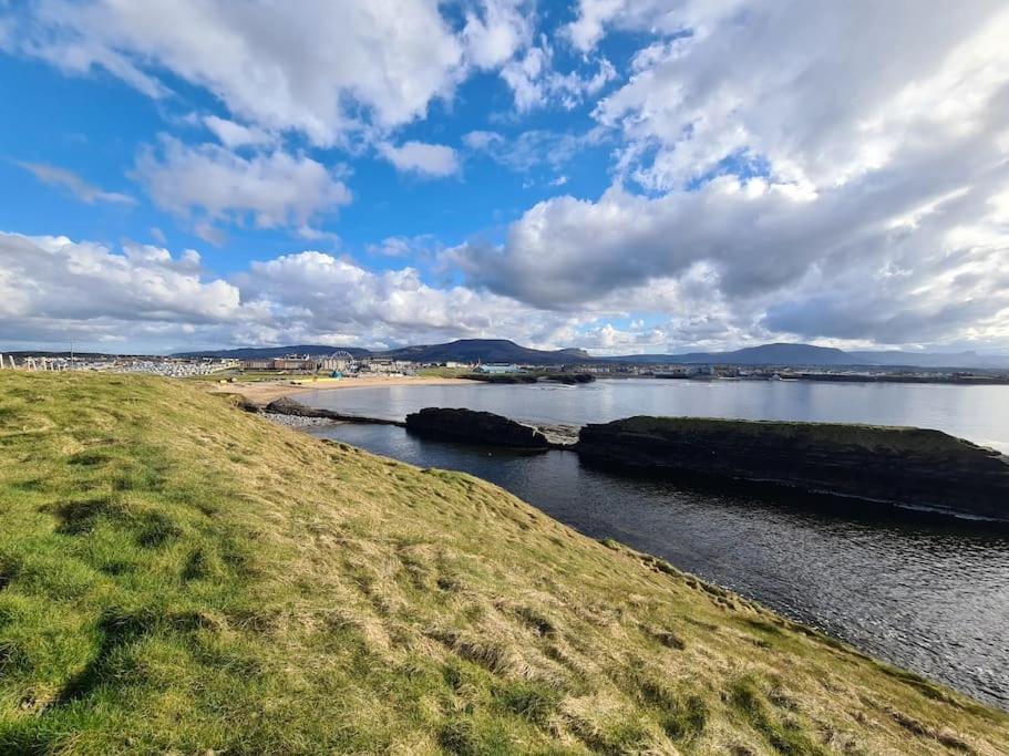 Bundoran Seaside Stays House - Wifi, Large Spacious Home 外观 照片