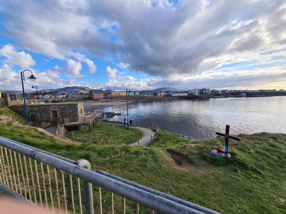 Bundoran Seaside Stays House - Wifi, Large Spacious Home 外观 照片
