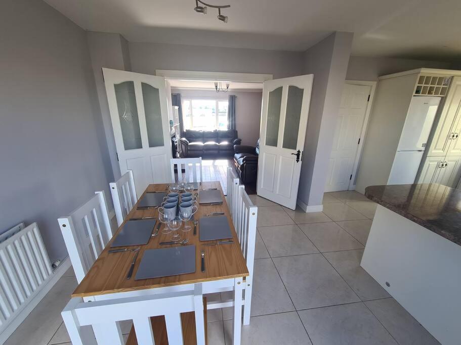 Bundoran Seaside Stays House - Wifi, Large Spacious Home 外观 照片
