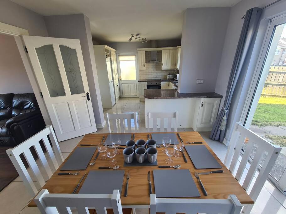 Bundoran Seaside Stays House - Wifi, Large Spacious Home 外观 照片